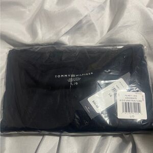 Tommy Hilfiger tee womens size large